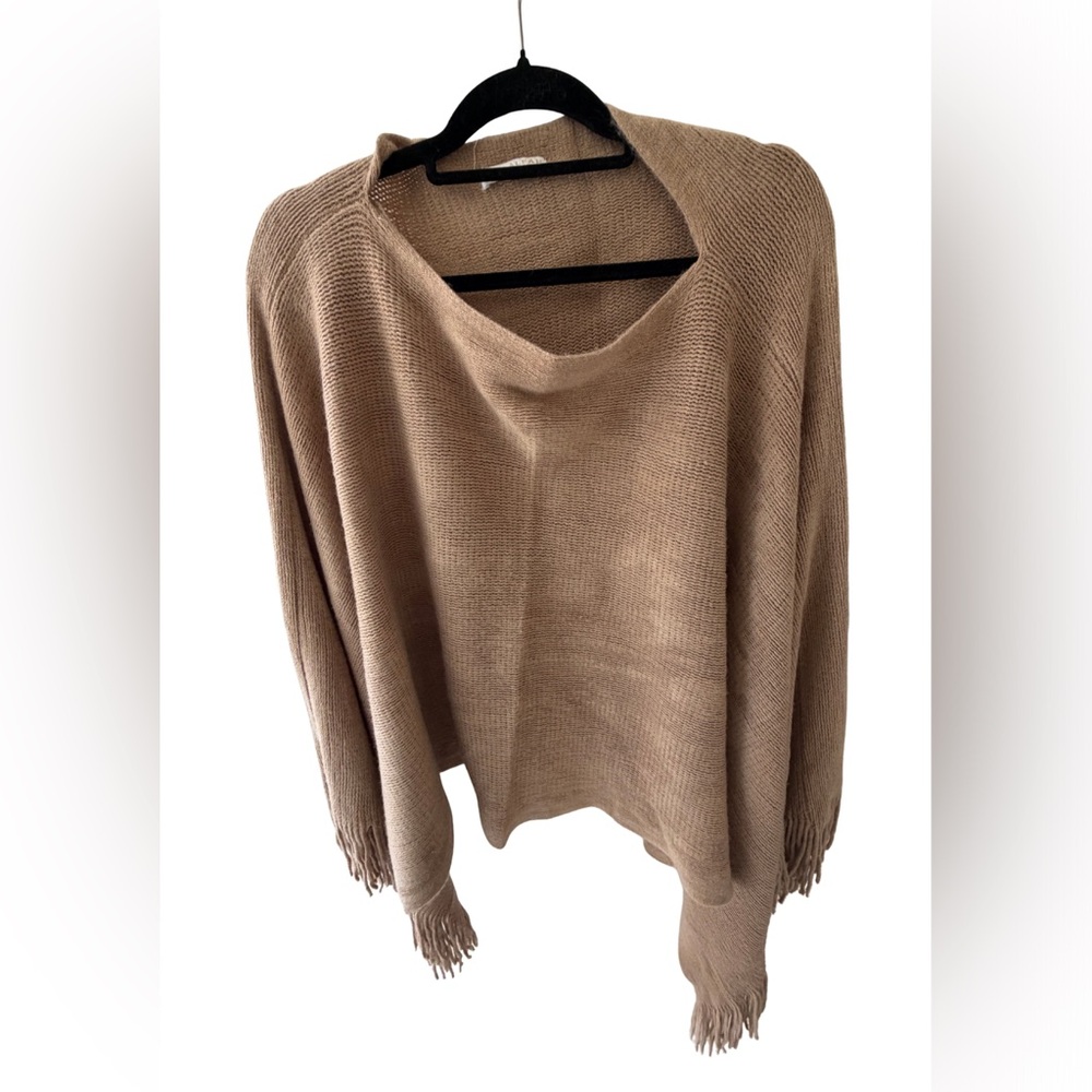 Shiraleah Chicago Tan Knit Poncho